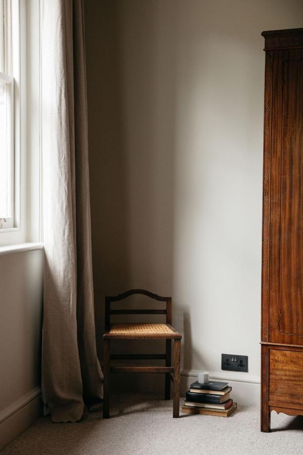 The Curator'S Apartment - Spacious 2 Bedrooms Bath Exterior photo